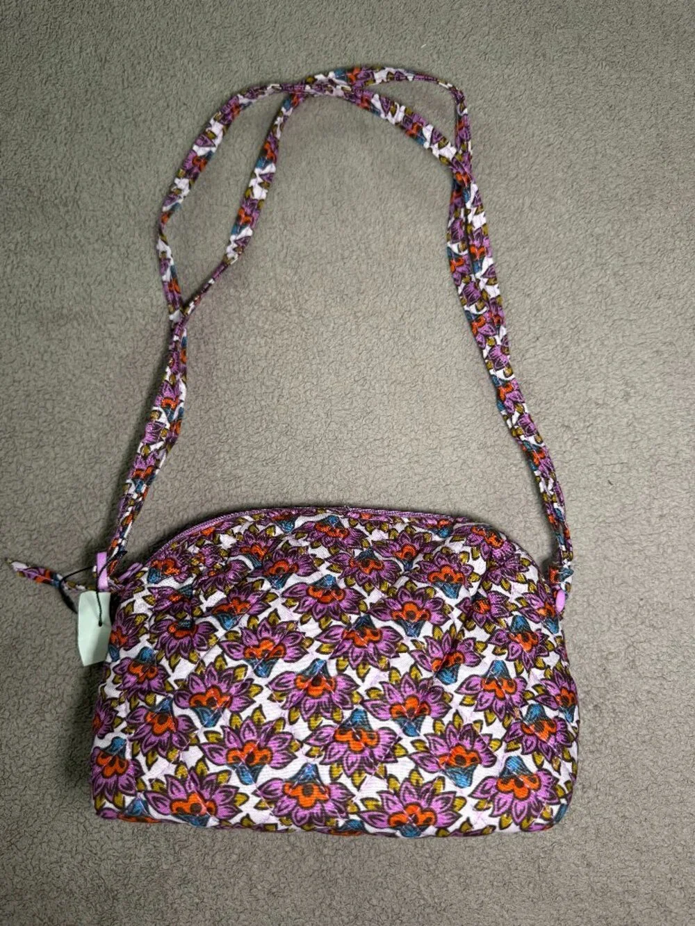 NWT Vera Bradley Floral Scaevola Fan Crossbody Camera Bag